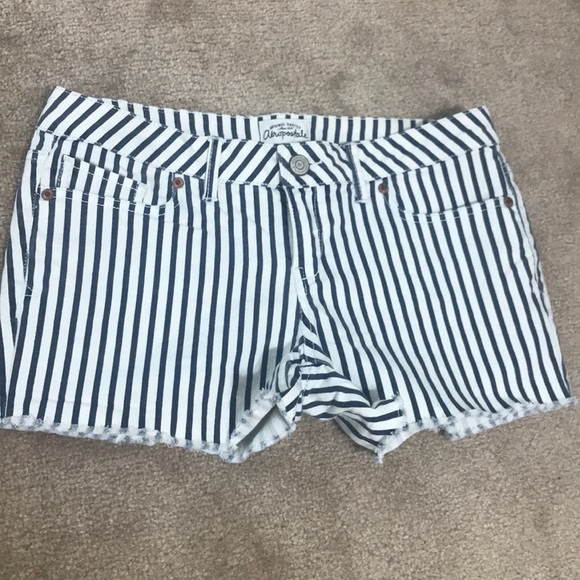 Aeropostale striped denim shorts - Picture 1 of 3